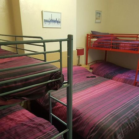 Leecliff Guest House Blackpool Room photo