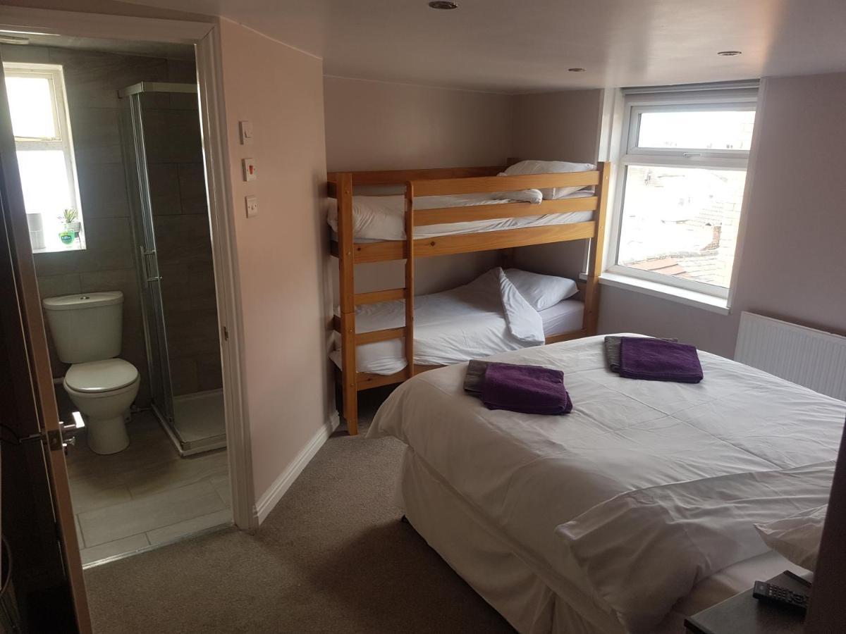 Leecliff Guest House Blackpool Exterior photo
